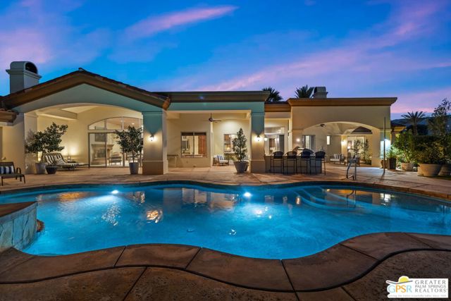 16 Villaggio Place, Rancho Mirage CA: https://media.crmls.org/mediaz/6d1e028f-d8b4-40ba-9389-c22800c2bc8f.jpg