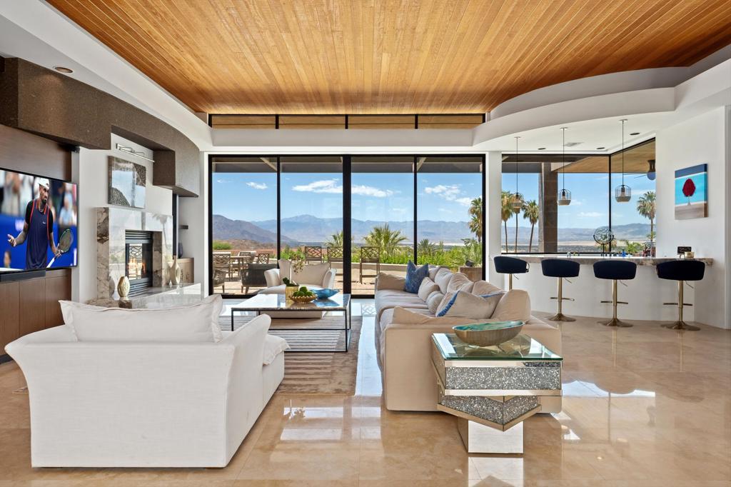 MLS #219139256DA image #3