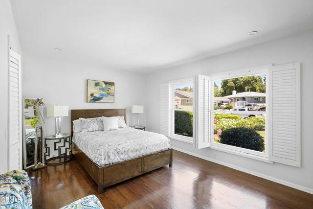 Detail Gallery Image 21 of 75 For 16952 Liggett St, Northridge,  CA 91343 - 4 Beds | 2 Baths