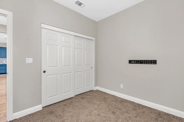 2040 Edwards Street, Los Banos CA: https://media.crmls.org/mediaz/6d1e67ee-3ad3-4516-97dc-8b79136505e0.jpg