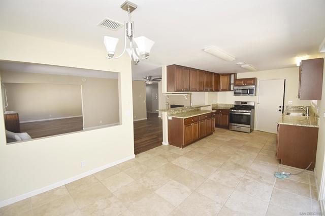 10957 VALLE VISTA ROAD, Lakeside CA: https://media.crmls.org/mediaz/6d1ea67b-bedf-4e4e-834e-c2cf420586ac.jpg