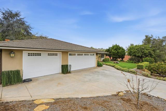 Detail Gallery Image 4 of 63 For 1454 La Plaza Dr, San Marcos,  CA 92078 - 3 Beds | 2 Baths