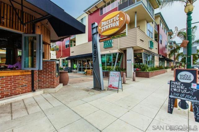 687 S Coast Highway, Encinitas CA: https://media.crmls.org/mediaz/6d209ee2-75c2-4415-9193-0f1ea508d25e.jpg