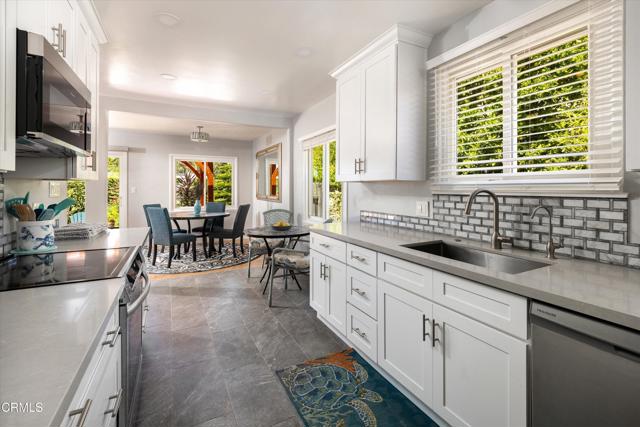 Detail Gallery Image 5 of 24 For 173 Bucknell Ave, Ventura,  CA 93003 - 4 Beds | 2 Baths