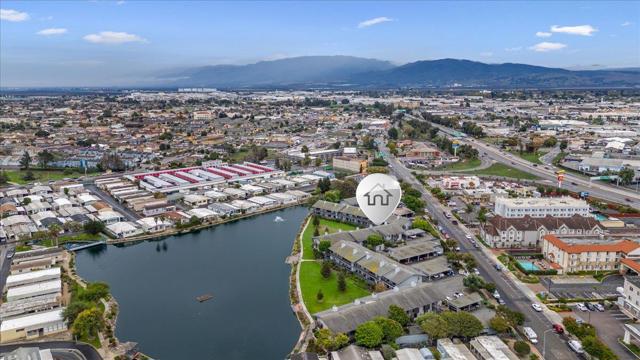 166 Kern Street, Salinas CA: https://media.crmls.org/mediaz/6d21d904-b70c-4970-bba3-97dcd9f4bc11.jpg