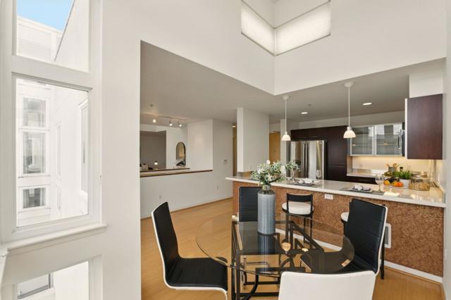 3208 Pierce Street, San Francisco CA: https://media.crmls.org/mediaz/6d22d3ac-3a2f-4100-b8c6-925e87d8df5d.jpg