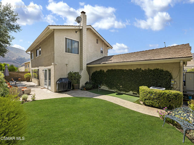 5426 Cedarhaven Drive, Agoura Hills CA: https://media.crmls.org/mediaz/6d22eb67-be61-4b00-93ee-a8f71a79fc26.jpg