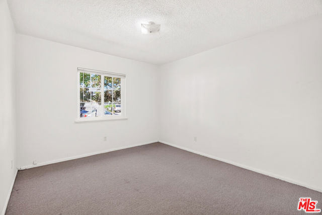 1320 West Farlington Street photo 27