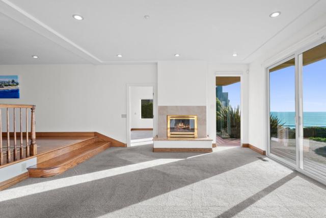 1148 E Cliff Drive, Santa Cruz CA: https://media.crmls.org/mediaz/6d242a0b-5ca4-43be-a8f4-a929676b20a9.jpg