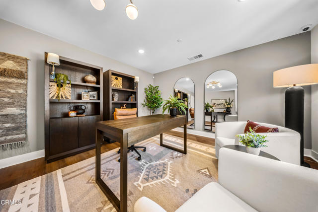 2852 Via Descanso, Camarillo CA: https://media.crmls.org/mediaz/6d245550-a63d-451e-9939-b6979e064720.jpg