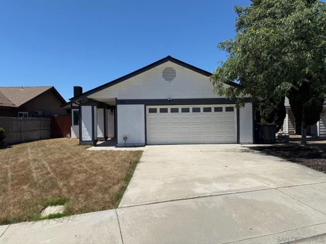 664 Carefree Dr, San Diego CA: https://media.crmls.org/mediaz/6d24bebe-be25-4a0b-a65e-cced3372186a.jpg