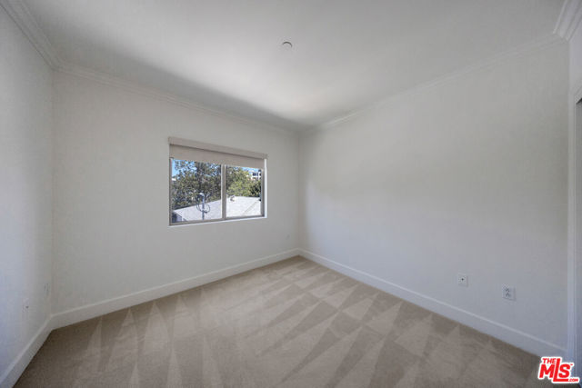 1409 Armacost Avenue, Los Angeles CA: https://media.crmls.org/mediaz/6d24c0fc-cd76-4f3c-bbc6-47fbdec74839.jpg