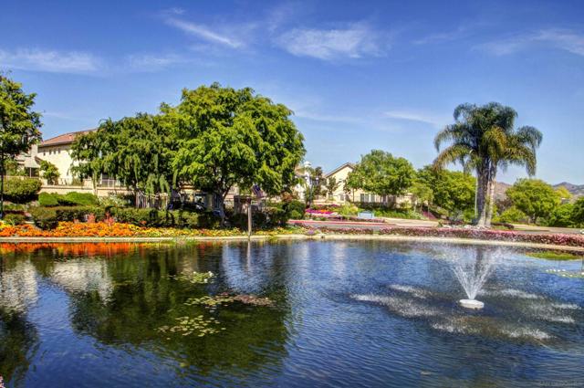 18515 Caminito Pasadero, San Diego CA: https://media.crmls.org/mediaz/6d2518c7-d4a0-4729-bdc3-a73fafc118f7.jpg