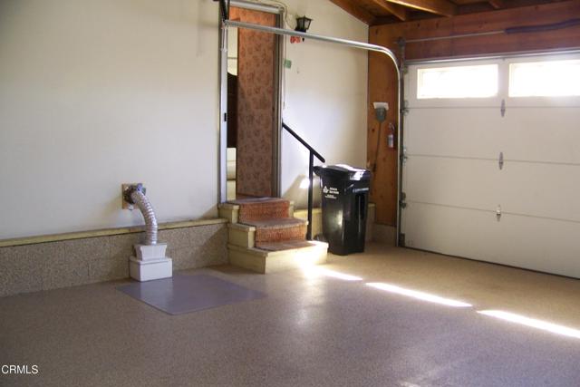 975 W Telegraph Road, Santa Paula CA: https://media.crmls.org/mediaz/6d253a69-a8e0-4439-b82a-fe4d6dc117ef.jpg