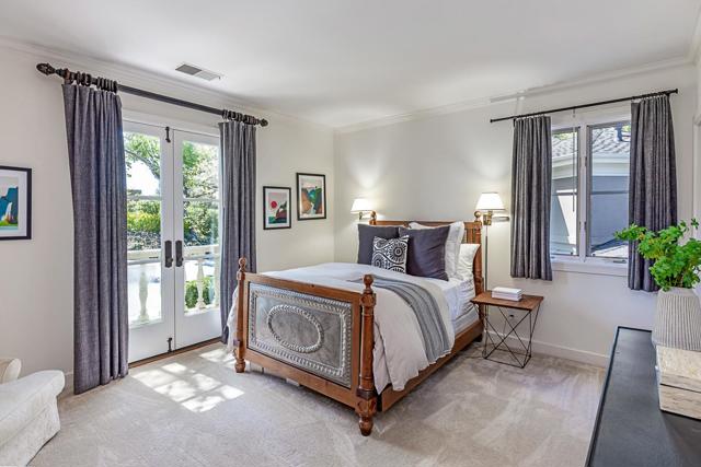 1205 Trinity Drive, Menlo Park CA: https://media.crmls.org/mediaz/6d257318-091a-401e-aad0-78e42a18e098.jpg