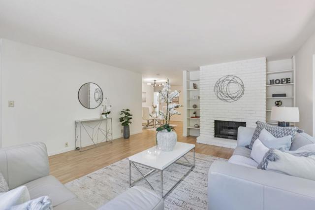3210 South Court, Palo Alto CA: https://media.crmls.org/mediaz/6d258ead-0714-4f1d-bed8-d457a092c696.jpg