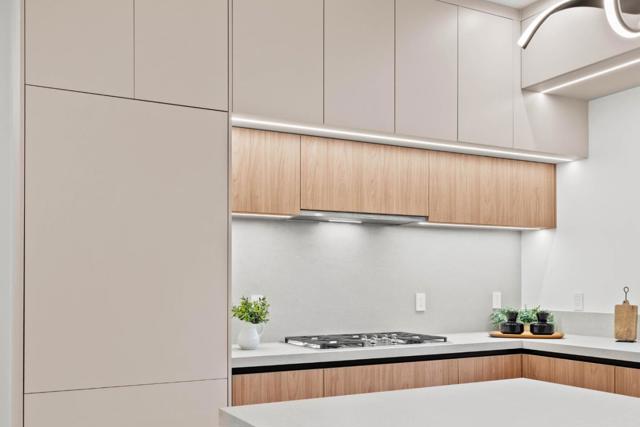 700 Farley Street, Mountain View CA: https://media.crmls.org/mediaz/6d25e296-361e-4a18-9f1c-84e4f886479b.jpg