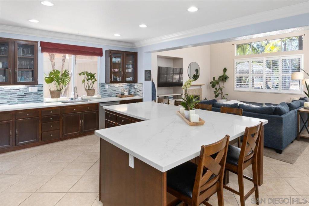 218 Falcon Pl - photo 9