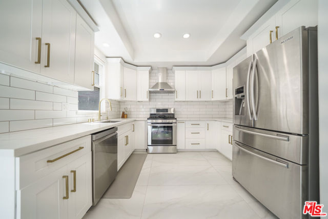 8004 Rose Street, Paramount CA: https://media.crmls.org/mediaz/6d273123-1367-4db1-9f18-9d8528baea13.jpg