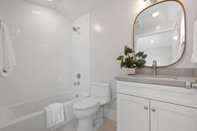 Detail Gallery Image 26 of 32 For 324 Chinquapin Ave, Carlsbad,  CA 92008 - 2 Beds | 2/1 Baths