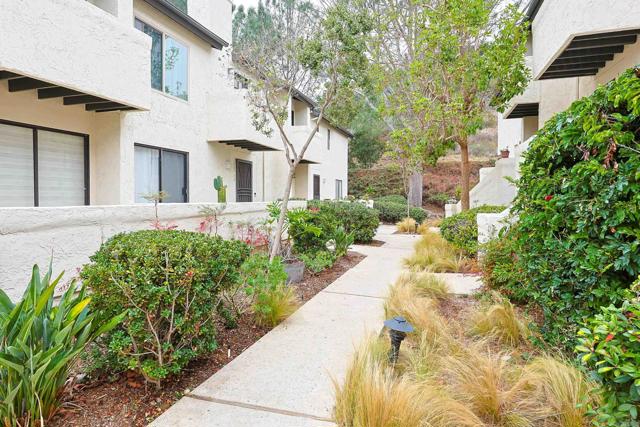 Detail Gallery Image 6 of 53 For 1222 River Glen Rw #65,  San Diego,  CA 92111 - 2 Beds | 1 Baths