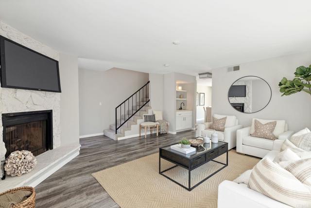 2200 Vanderbilt Lane, Redondo Beach, California 90278, 2 Bedrooms Bedrooms, ,3 BathroomsBathrooms,Residential,Sold,Vanderbilt,PTP2202500