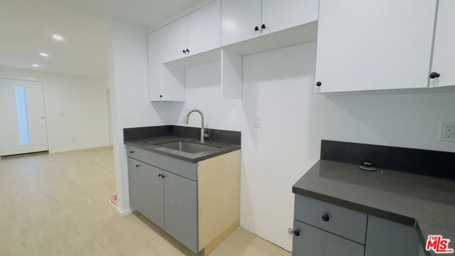 1732 Crenshaw Boulevard, Los Angeles CA: https://media.crmls.org/mediaz/6d286f5a-63e6-4154-8e4f-8c6e2004e351.jpg