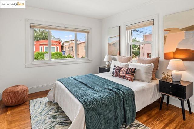 3058 Berlin Way, Oakland CA: https://media.crmls.org/mediaz/6d289efc-35a5-41d9-a128-661c286d9b8b.jpg