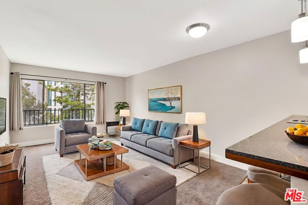 10982 Roebling Avenue #434