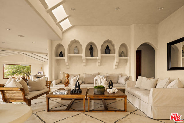 Image 4 of 39 For 57425 Palm Seco Circle