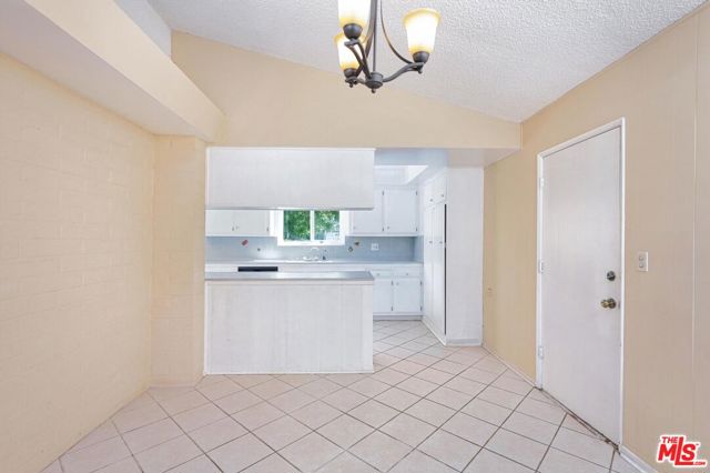 Image 3 for 16739 Archwood St, Van Nuys, CA 91406