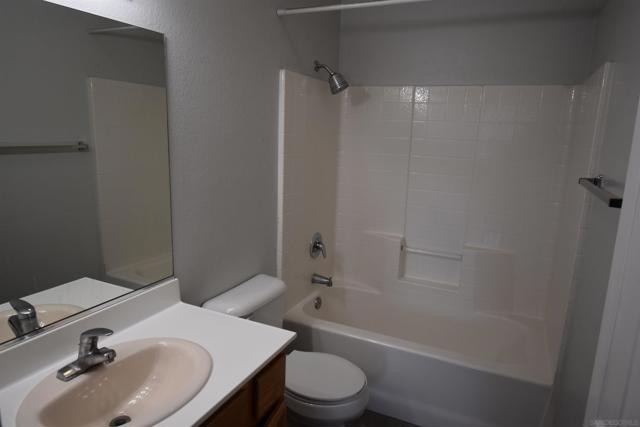 4864 Black Coral Ct., San Diego CA: https://media.crmls.org/mediaz/6d2af794-8d65-436b-847a-661cebaba7ca.jpg