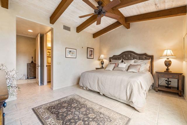 49240 Jfk Trail, Palm Desert CA: https://media.crmls.org/mediaz/6d2b0763-92a0-4dbb-8068-2ac13a40c5d1.jpg