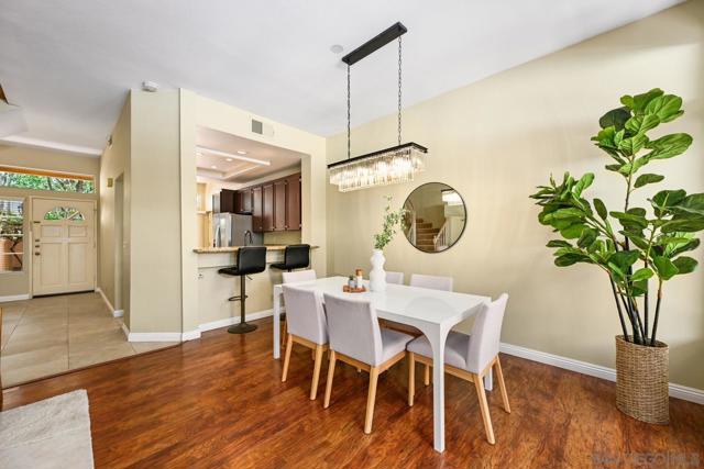 11048 Portobelo Dr, San Diego CA: https://media.crmls.org/mediaz/6d2b125e-dd73-4f17-9b64-d3a22a341a28.jpg