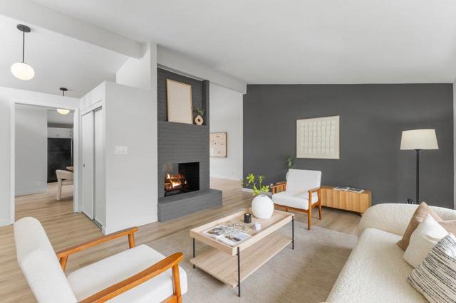 385 Cronin Drive, Santa Clara CA: https://media.crmls.org/mediaz/6d2b4857-4db1-4411-a3c6-5daa63f571a8.jpg