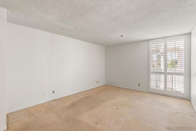 4016 Gresham St, San Diego CA: https://media.crmls.org/mediaz/6d2bd22a-ddab-42e1-a3c2-d2991a3d9c44.jpg