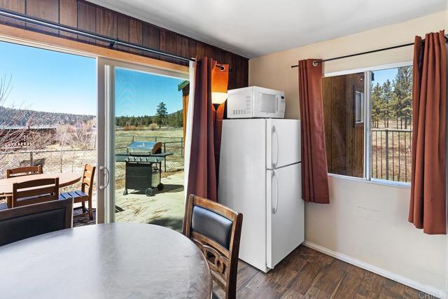 Detail Gallery Image 14 of 39 For 665 Metcalf Ln, Big Bear Lake,  CA 92315 - 2 Beds | 1 Baths