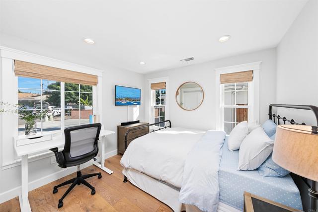2103 Loquat Place, Oceanside CA: https://media.crmls.org/mediaz/6d2ca715-4d11-41f6-845a-eacb96ec9689.jpg