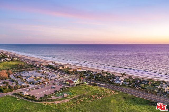 Drew Fenton | 6216 Tapia Drive Malibu CA | MLS: 7427620