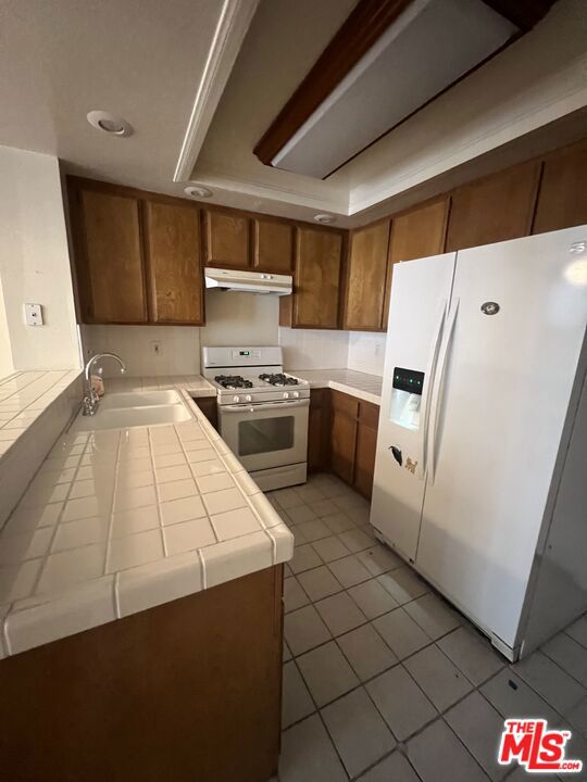 7225 Shoup Avenue, 32 photo 6