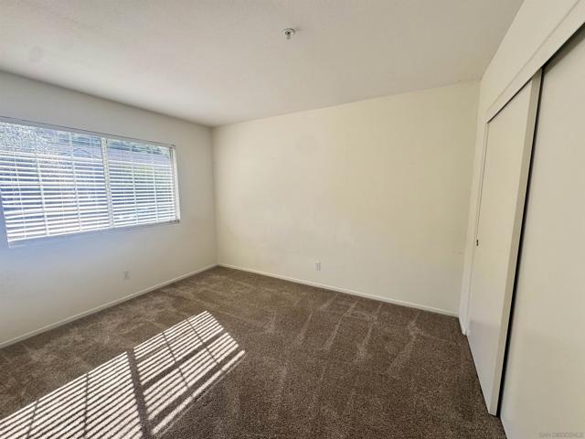 2054 Vintage Pl., Escondido CA: https://media.crmls.org/mediaz/6d2dc421-8900-4a60-9c93-8c3532f7d640.jpg