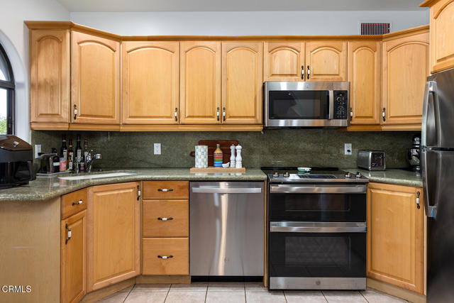 Detail Gallery Image 21 of 31 For 228 Oaks Ave, Monrovia,  CA 91016 - 3 Beds | 3/1 Baths