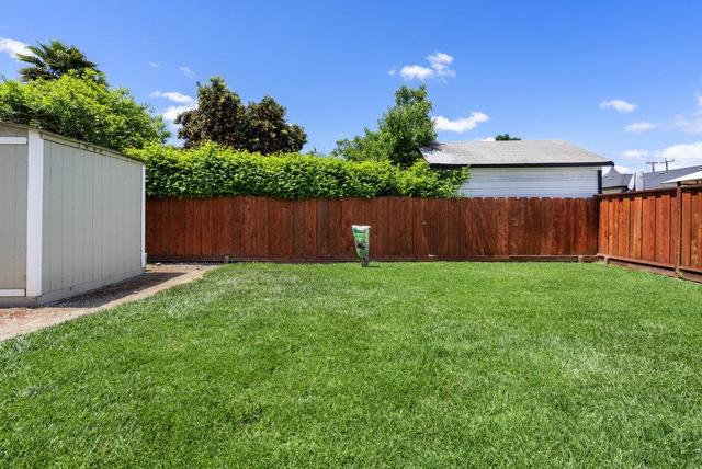 140 Sally Street, Hollister CA: https://media.crmls.org/mediaz/6d2f12de-b8b4-430d-8ece-234424853b22.jpg