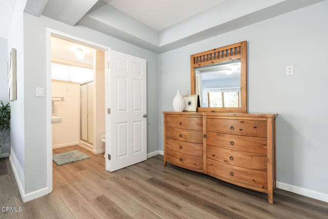 Detail Gallery Image 22 of 64 For 10272 Willow Springs Ln, Sunland,  CA 91040 - 4 Beds | 3 Baths