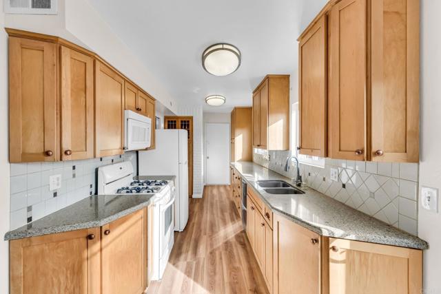 Detail Gallery Image 4 of 18 For 1521 Malta Ave, Chula Vista,  CA 91911 - 3 Beds | 2/1 Baths