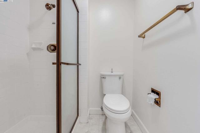 22135 Sevilla Rd, Hayward CA: https://media.crmls.org/mediaz/6d325c1a-57aa-4b3e-a48d-52ad019bfbee.jpg