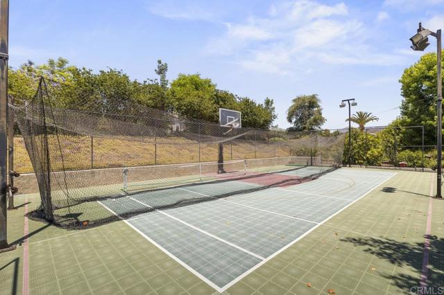 14963 Huntington Gate Drive, Poway CA: https://media.crmls.org/mediaz/6d327ba0-ad20-4c95-9730-bab3a9bc02d2.jpg