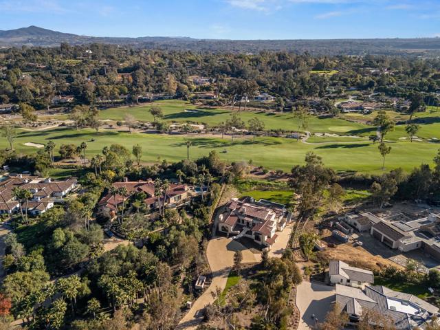 6323 Mimulus, Rancho Santa Fe CA: https://media.crmls.org/mediaz/6d32cf20-94a8-4781-aa32-b63a7ddb2d5f.jpg