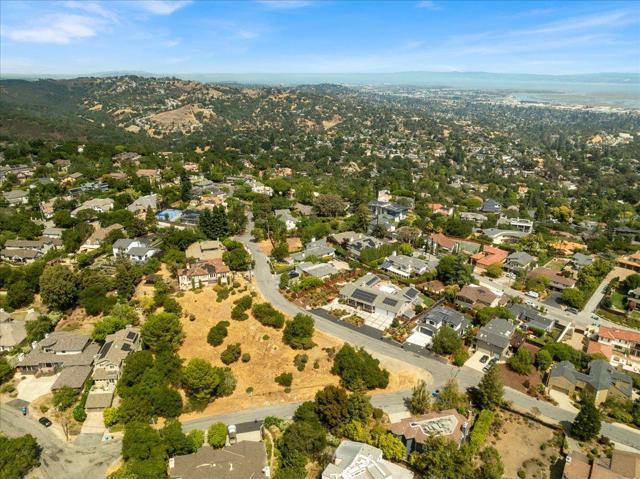 0 Glenmere Way, Redwood City CA: https://media.crmls.org/mediaz/6d330331-ed83-431f-a7a7-b492b3ef46db.jpg