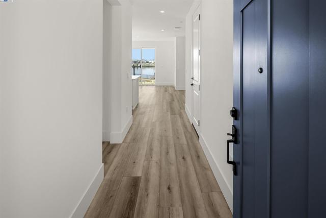 16 Grey Whale Place, Bethel Island CA: https://media.crmls.org/mediaz/6d3377f5-483c-4bce-9f71-5b9cba96cdcc.jpg